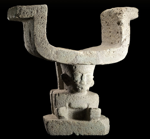 ManteñoHuancavilca-StoneSeat(MuseoCasaDelAlabado)_Reduced